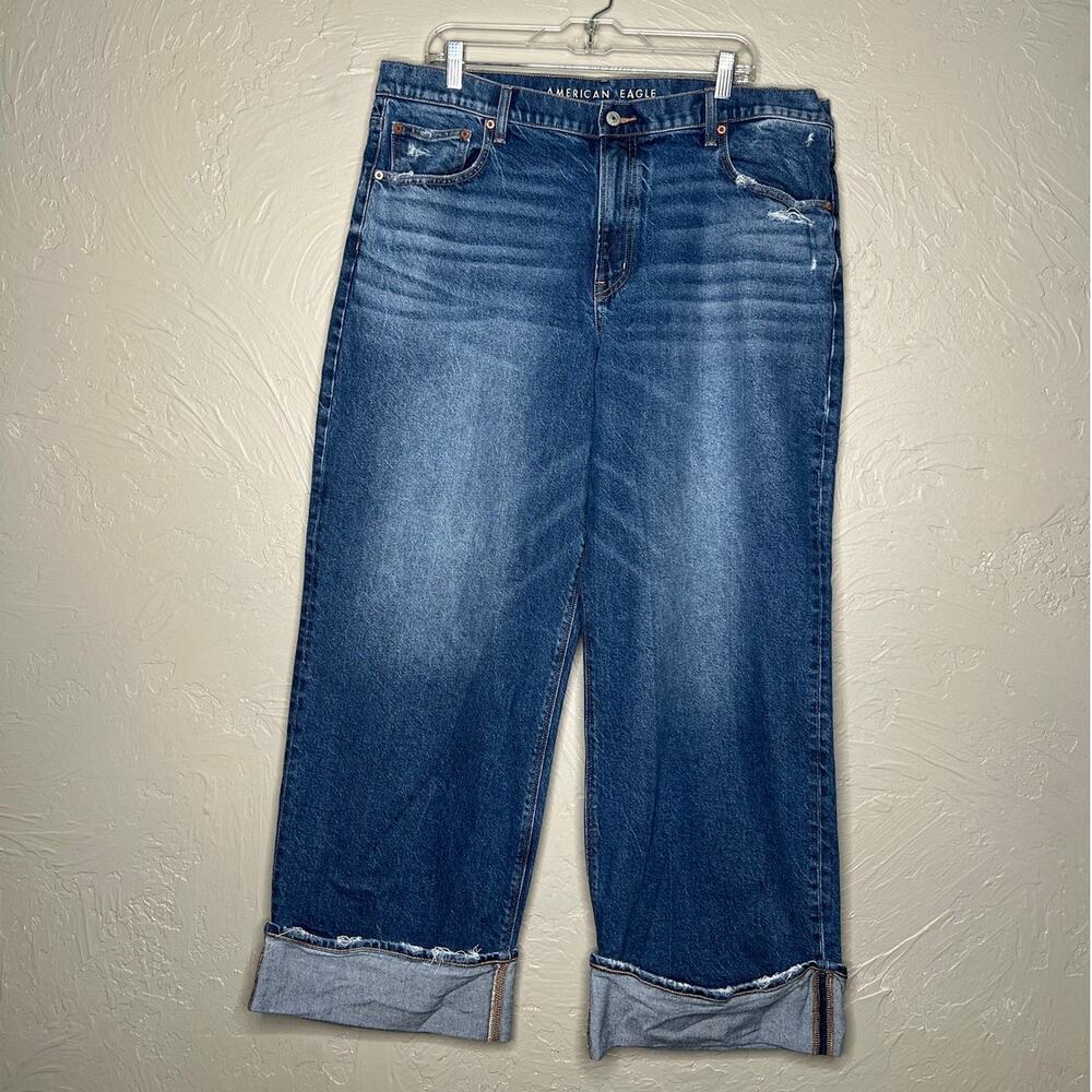 American Eagle Women's 18 Cropped Straight Leg Stovepipe Jeans